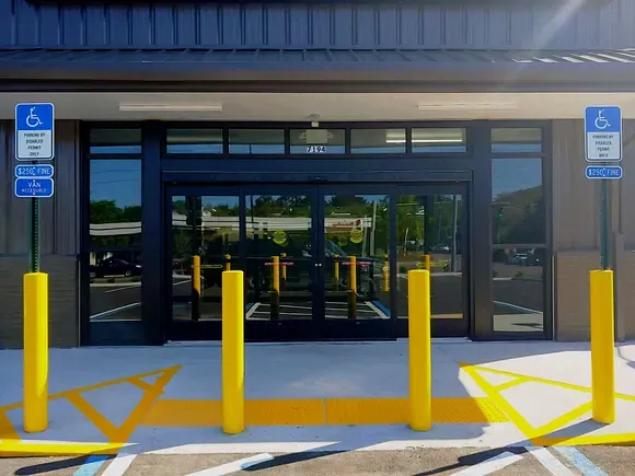 Completed commercial glass replacement job done by Perimeter Glass in Jacksonville, FL
